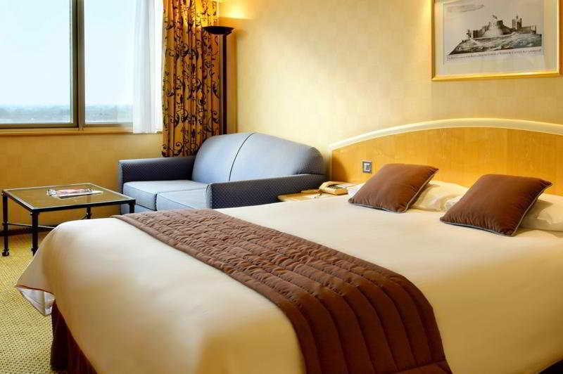 Hotel Copthorne Windsor 4*